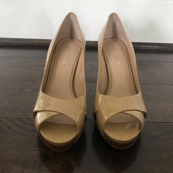 Via Spiga Heels - Picture 2 of 8